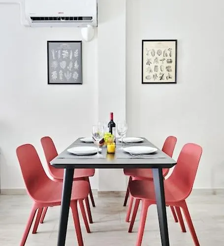 нова в центрі з басейном та паркінгом Appartement Torrevieja
