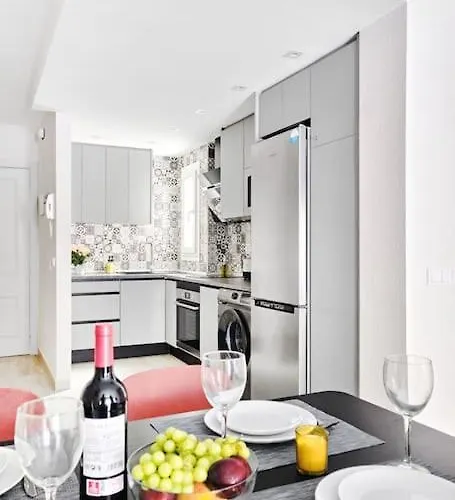 нова в центрі з басейном та паркінгом Appartement *